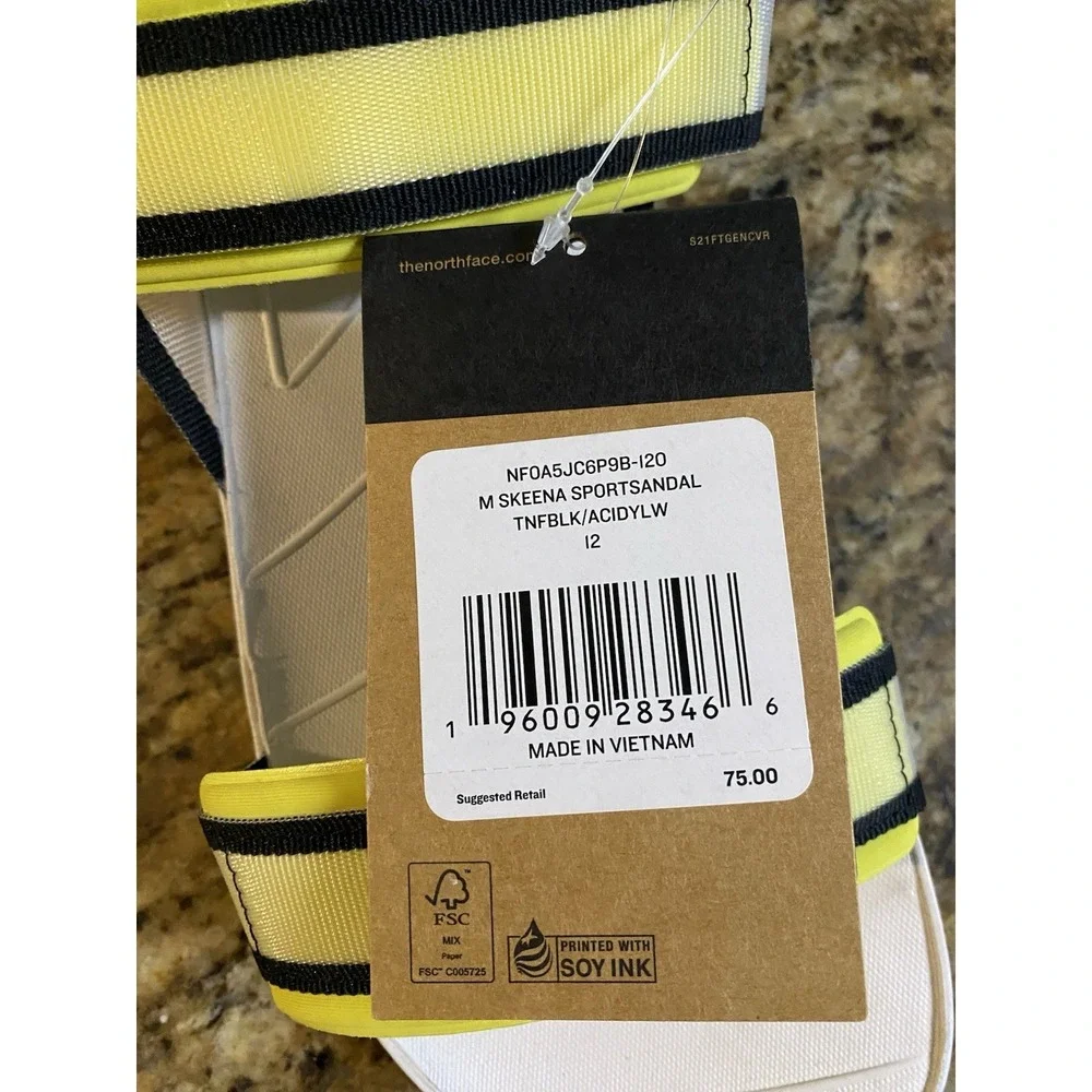 *NWT Men Size 12 The North Face Skeena Sport Sandals Water Acid Yellow/TNF Black
